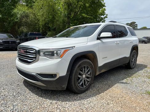 Used 2018 GMC Acadia SLT FWD image 3