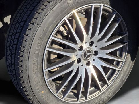 Used 2023 Mercedes-Benz GLC 300 4MATIC image 23