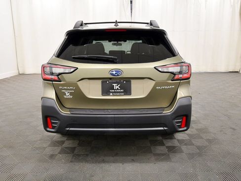 Used 2022 Subaru Outback Premium AWD/4WD image 6
