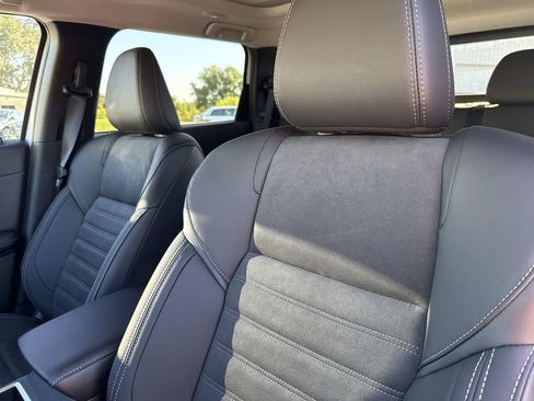 New 2025 Mitsubishi Outlander SE AWD/4WD image 22