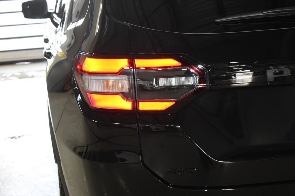 New 2026 Honda Pilot Black Edition image 9