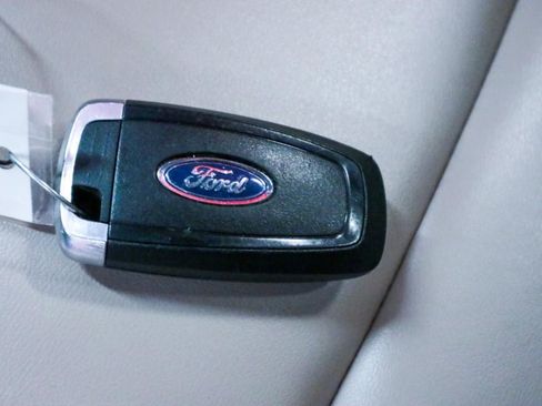 Used 2021 Ford Explorer XLT w/ Equipment Group 202A RWD image 22