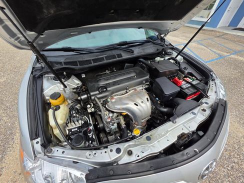 Used 2009 Toyota Camry LE FWD image 19