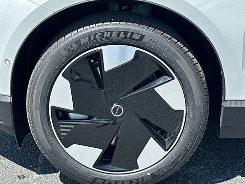 New 2026 Volvo EX30 Ultra w/ Climate Package AWD/4WD image 25