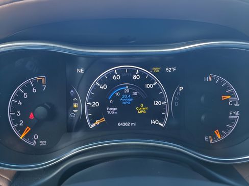 Used 2019 Jeep Grand Cherokee Summit image 17