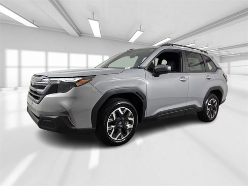 New 2025 Subaru Forester Premium image 2