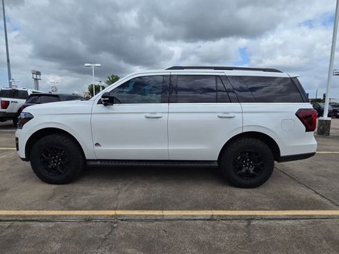 Used 2023 Ford Expedition Timberline image 8