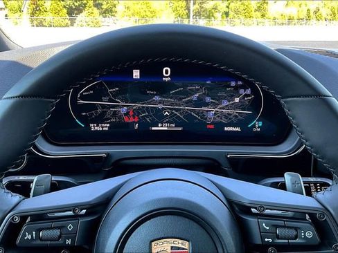 Used 2026 Porsche Cayenne image 13