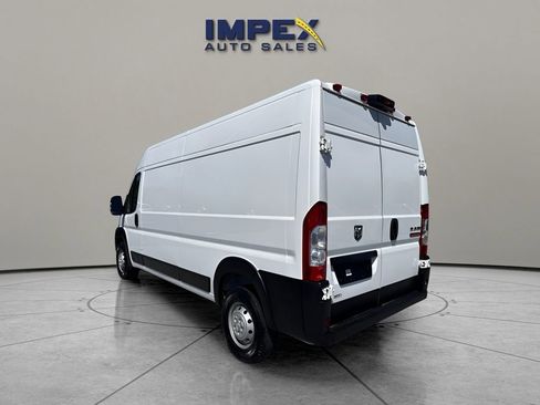 Used 2022 RAM ProMaster 2500 FWD image 3