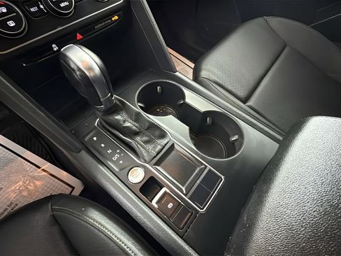 Used 2019 Volkswagen Atlas SE image 23