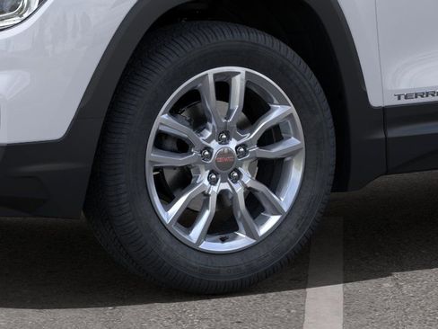 New 2024 GMC Terrain SLT image 11