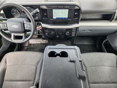 Used 2024 Ford F250 XL image 27