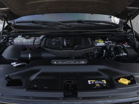 Used 2024 Jeep Wagoneer Series II image 36