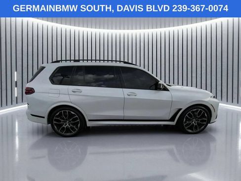 Used 2025 BMW X7 M60i AWD/4WD image 4