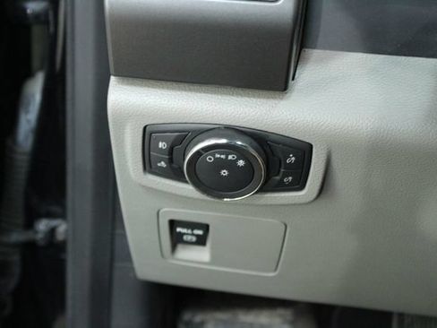 Used 2018 Ford F150 XLT w/ XTR Package AWD/4WD image 13