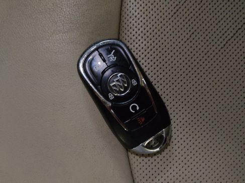 Used 2019 Buick Enclave Premium w/ Experience Buick Package image 32