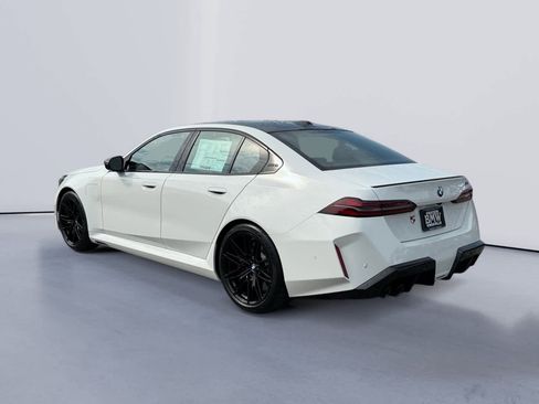 New 2026 BMW M5 w/ Executive Package image 5