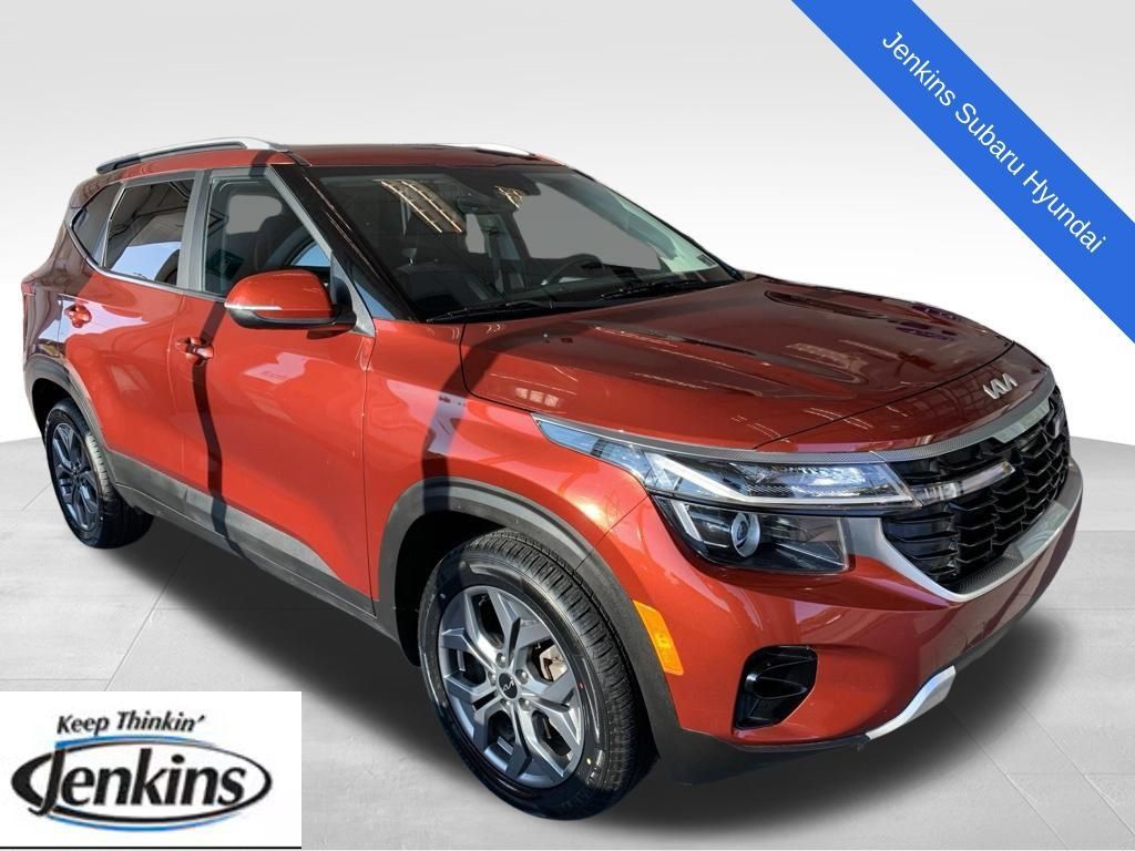 Used 2024 Kia Seltos S AWD/4WD image 1