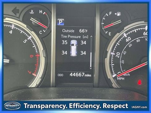 Used 2023 Toyota 4Runner TRD Off-Road Premium w/ Moonroof Package AWD/4WD image 27