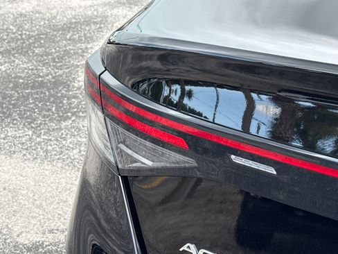 Certified 2023 Honda Accord EX image 15
