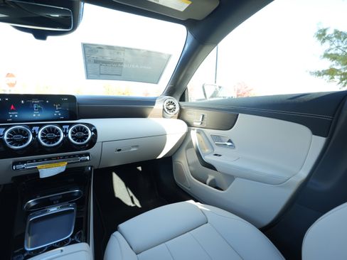 New 2026 Mercedes-Benz CLA 250 4MATIC image 20