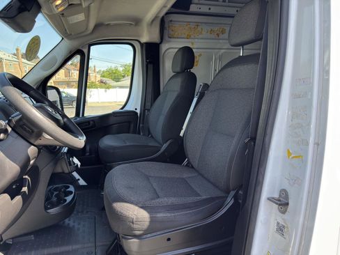 Used 2023 RAM ProMaster 2500 FWD image 15
