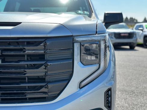 New 2026 GMC Sierra 1500 Elevation AWD/4WD image 32