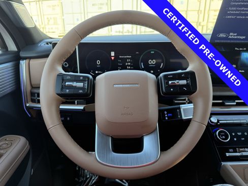 Used 2025 Hyundai Santa Fe Limited image 27