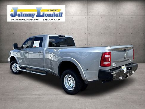 Used 2023 RAM 3500 Limited image 3