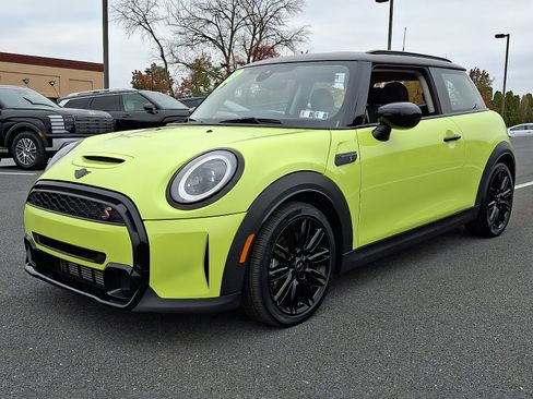 Used 2024 MINI Cooper S image 3