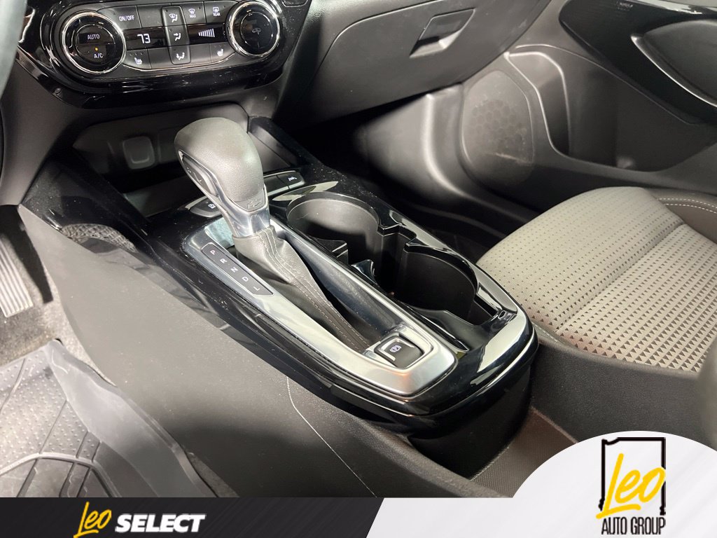 Used 2025 Chevrolet Trax LT w/ Driver Confidence Package FWD image 25