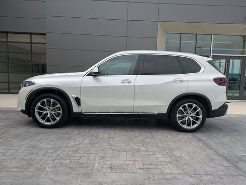 Used 2026 BMW X5 sDrive40i w/ Climate Comfort Package RWD image 8