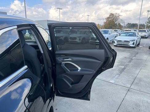 New 2025 Audi Q5 Premium Plus image 21