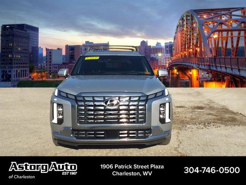 Used 2023 Hyundai Palisade Calligraphy image 8