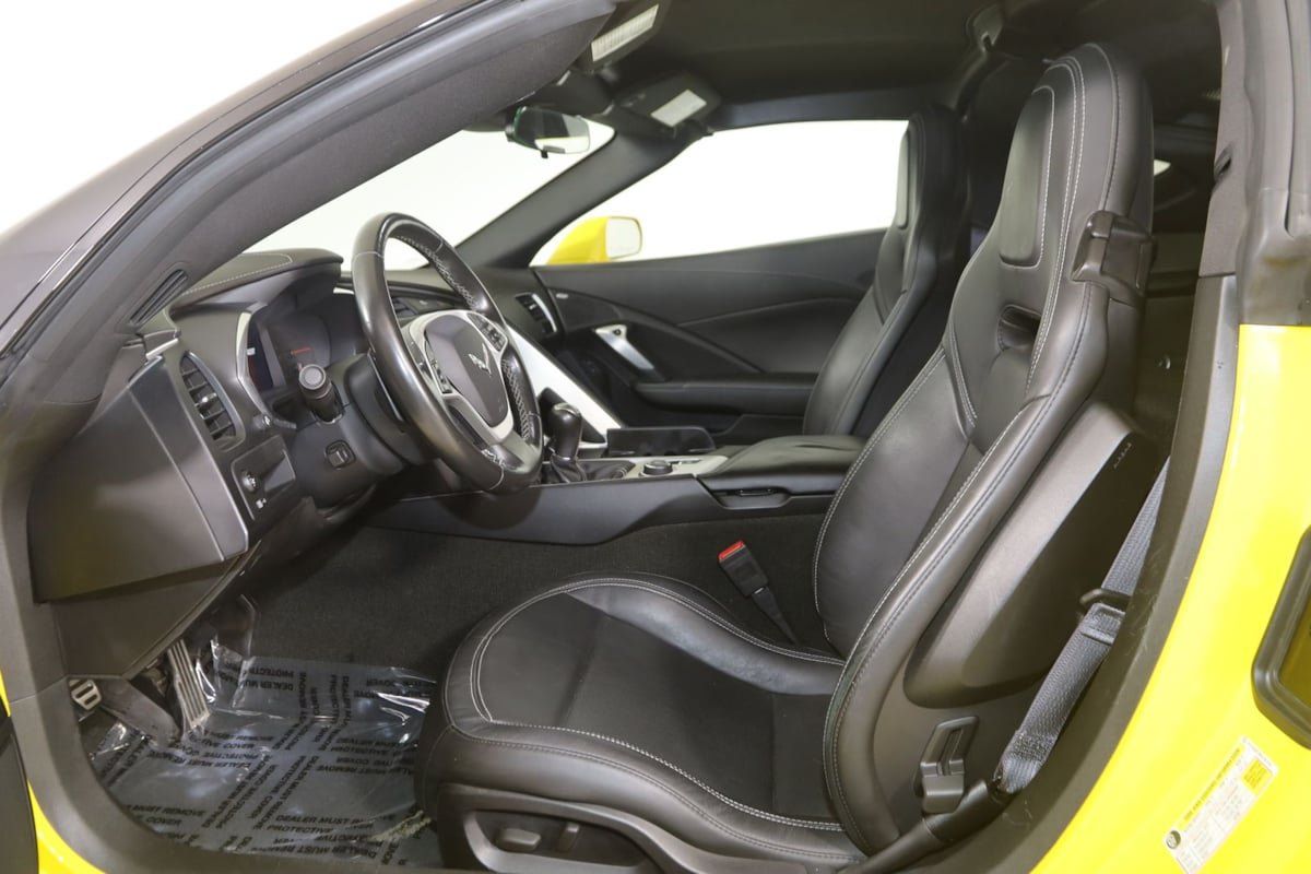 Used 2015 Chevrolet Corvette Stingray Coupe w/ ZF1 Appearance Package RWD image 11