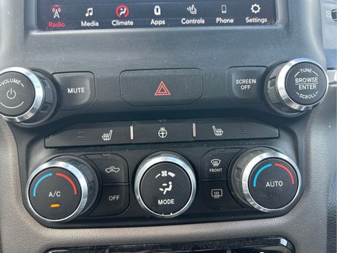 Used 2020 RAM 1500 Big Horn AWD/4WD image 29