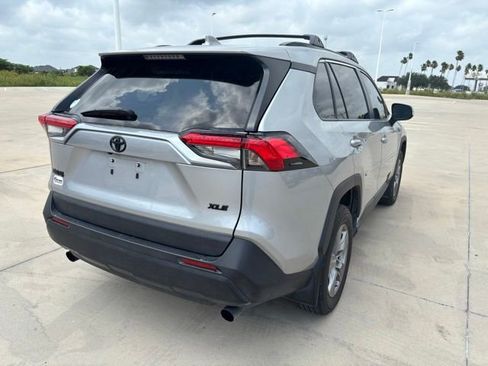 Used 2024 Toyota RAV4 XLE w/ Convenience Package FWD image 5