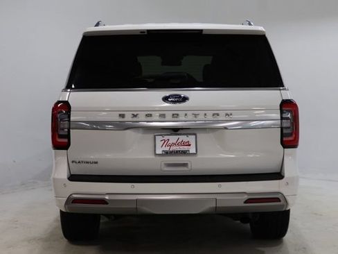 Used 2023 Ford Expedition Platinum AWD/4WD image 7