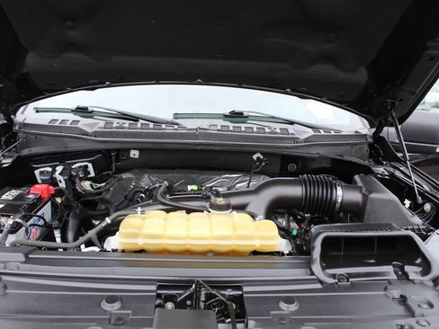 Used 2019 Ford F150 XLT image 33