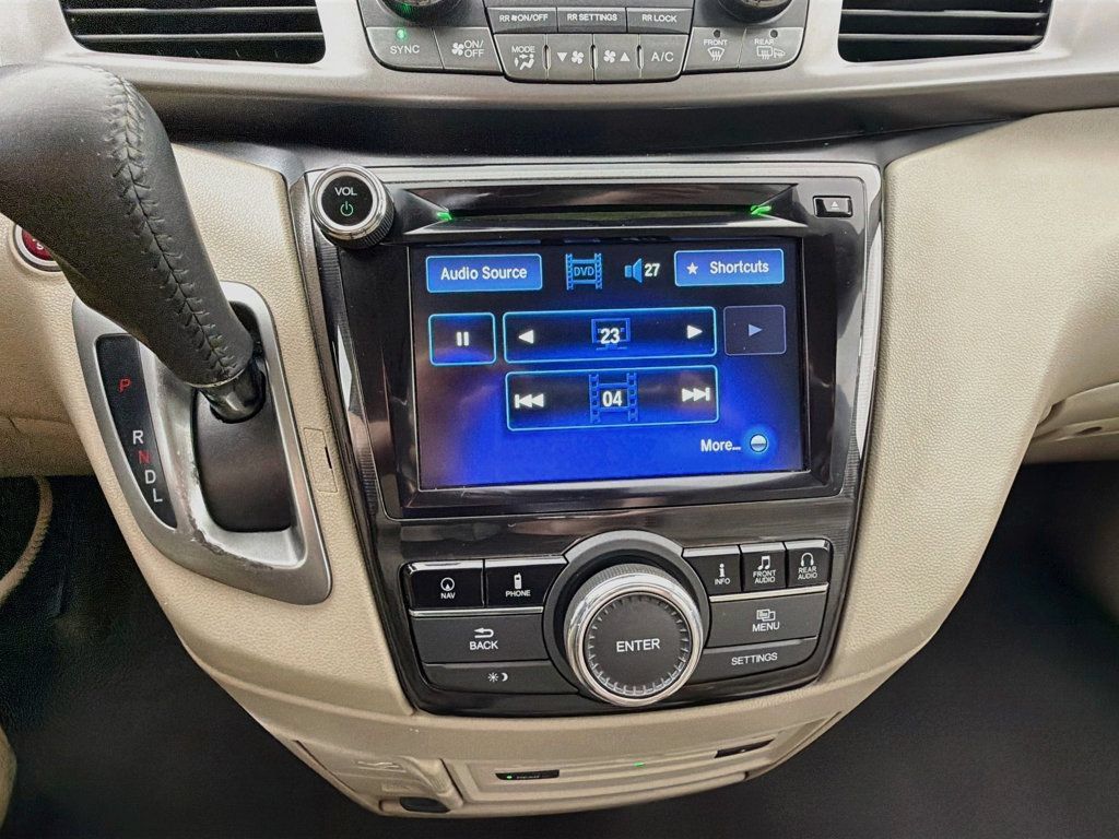 Used 2016 Honda Odyssey Touring Elite image 16