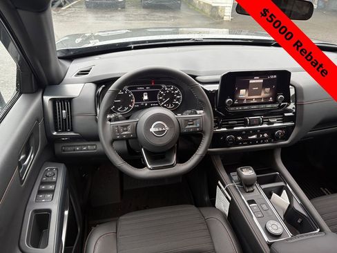 New 2025 Nissan Pathfinder Rock Creek image 16