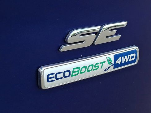 Used 2016 Ford Escape SE AWD/4WD image 32
