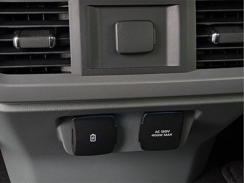 Used 2024 Ford F150 XLT w/ Equipment Group 302A MID image 9