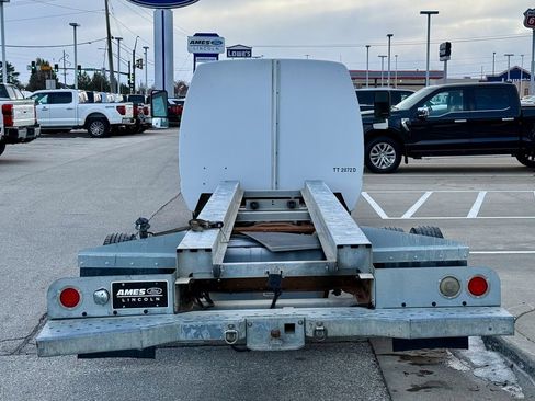 Used 2011 Ford E-450 and Econoline 450 Super Duty image 4