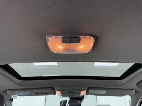 Used 2018 Toyota Tundra Limited image 33