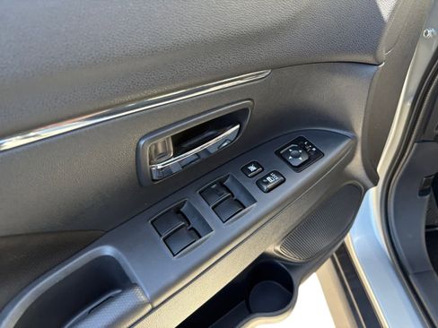 Used 2025 Mitsubishi Outlander Sport LE image 11