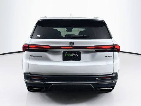 Used 2025 Buick Enclave Preferred FWD image 7