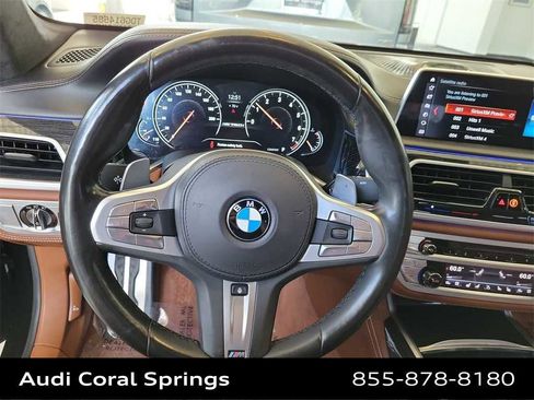 Used 2018 BMW M760i xDrive image 15