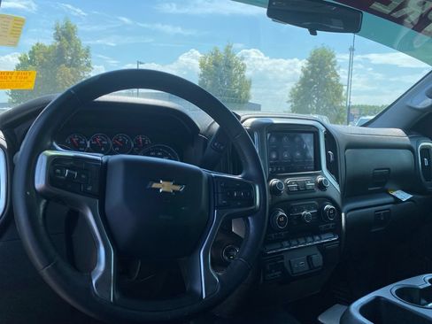 Used 2022 Chevrolet Silverado 2500 LT w/ Convenience Package AWD/4WD image 14