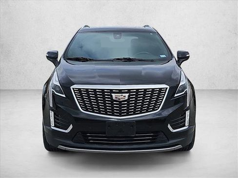 Used 2021 Cadillac XT5 Premium Luxury image 2
